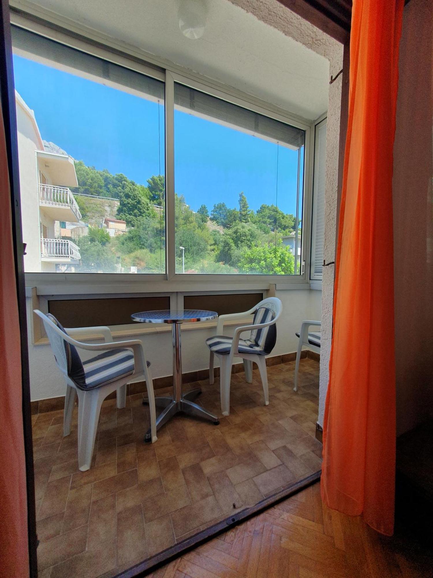 Apartmani Miljak Omiš Exterior foto