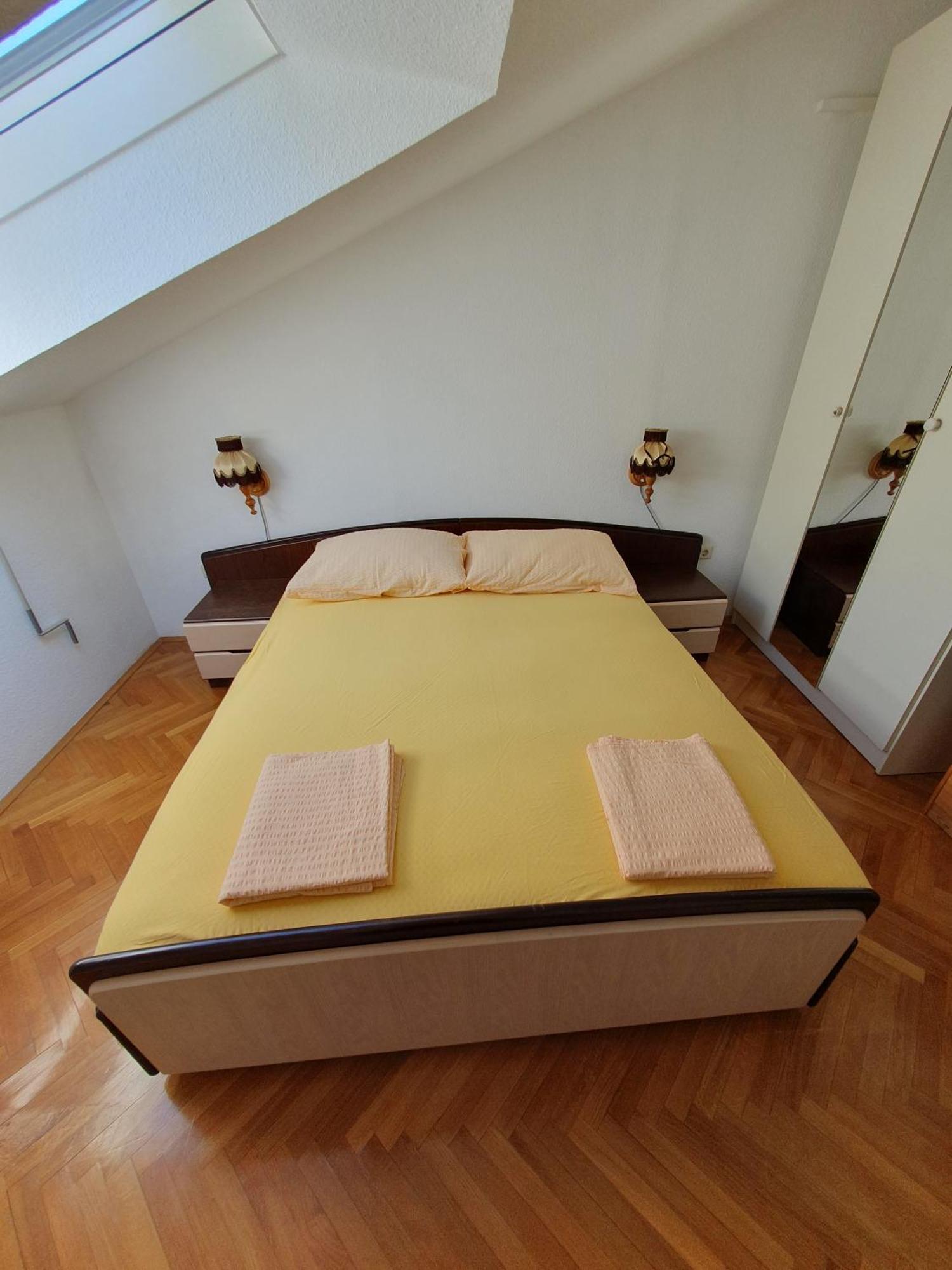 Apartmani Miljak Omiš Habitación foto